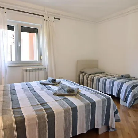 Apartment Wunderschoene In Mit Schoener Terrasse